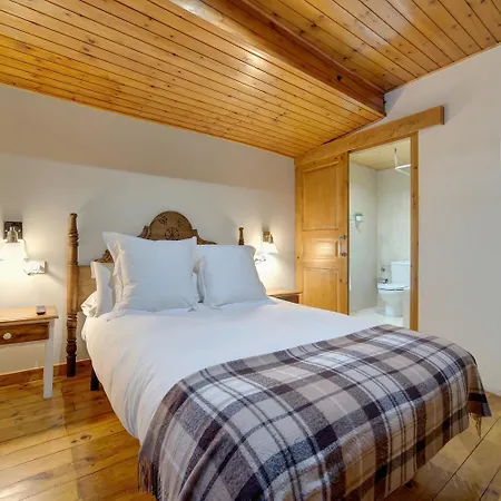 Casa Jansu * Escunhau